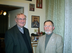 <strong><em>Ks. prof. Edward Staniek (z lewej) i autor artykułu </em></strong>
