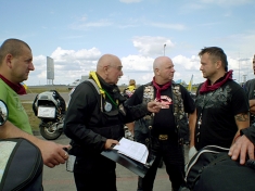 <strong><em>Ostatnie nastawienia Komandora przed wyjazdem na trasę</em></strong>