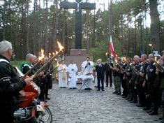 <strong><em>Poczatek uroczystości</em></strong>